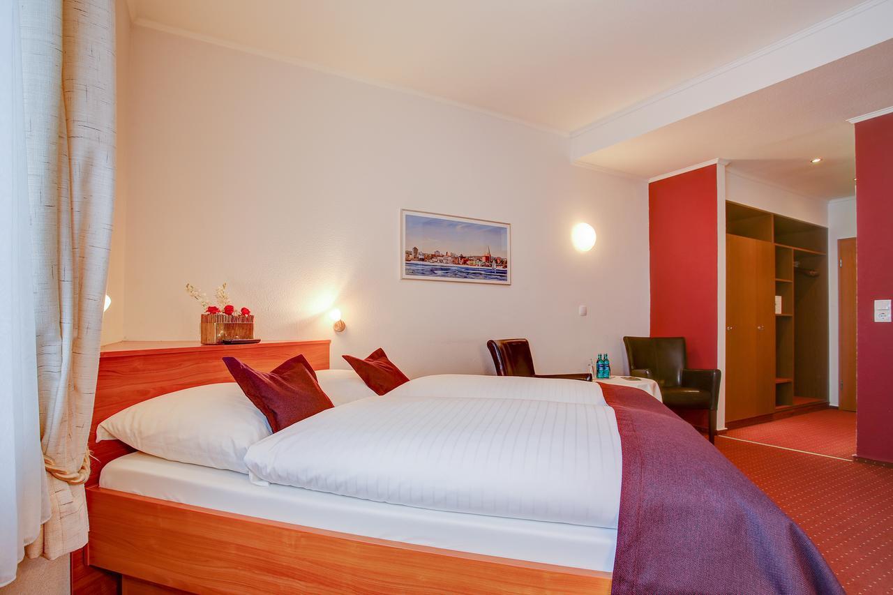 Ina Hotel Consul Kiel Bagian luar foto