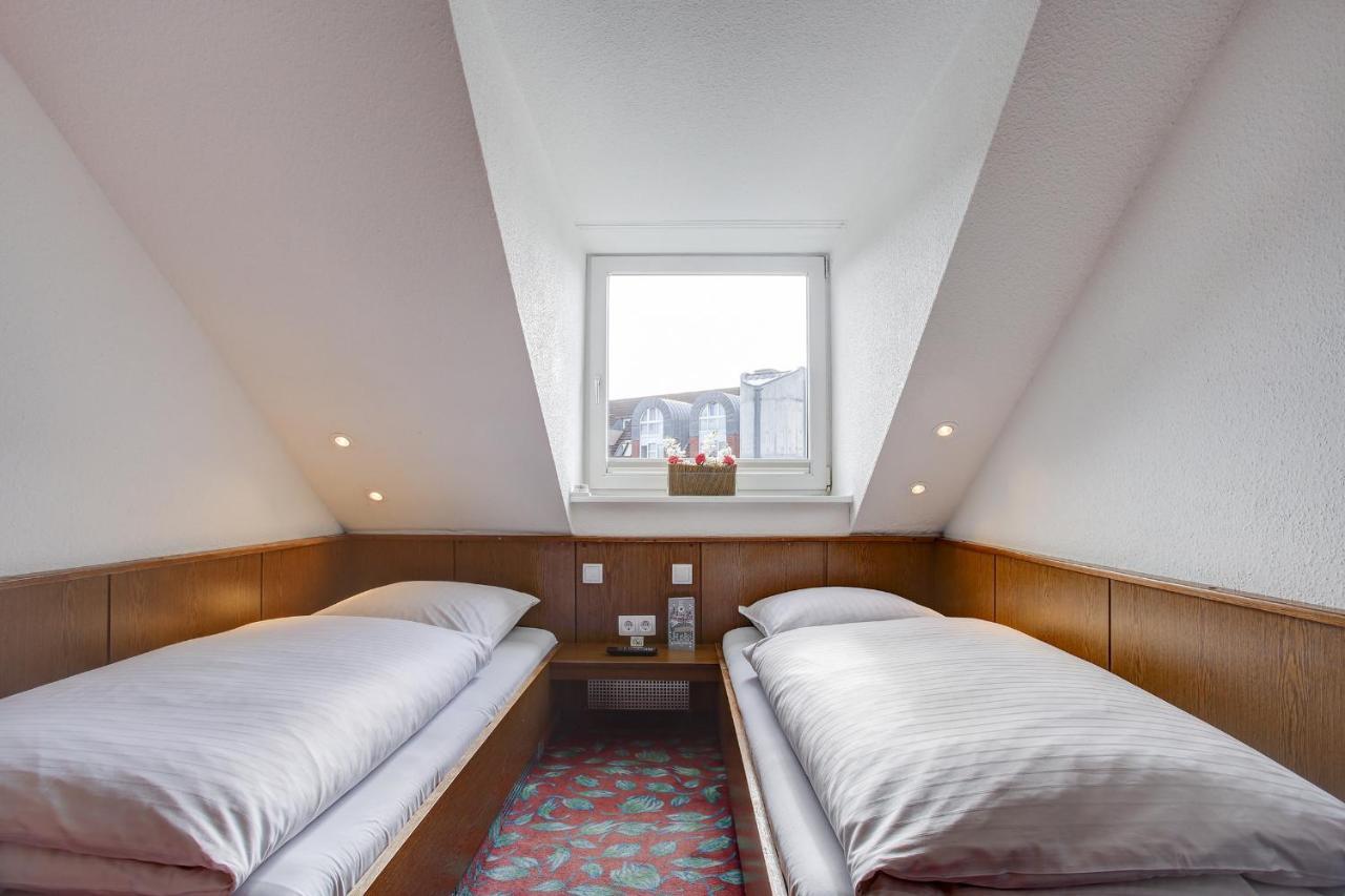 Ina Hotel Consul Kiel Bagian luar foto
